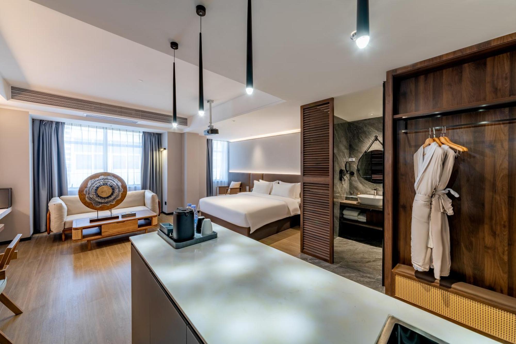Luyue Hotel Movie Hotel Huaqiangbei Convention And Exhibition Center Branch Shenzhen Zewnętrze zdjęcie