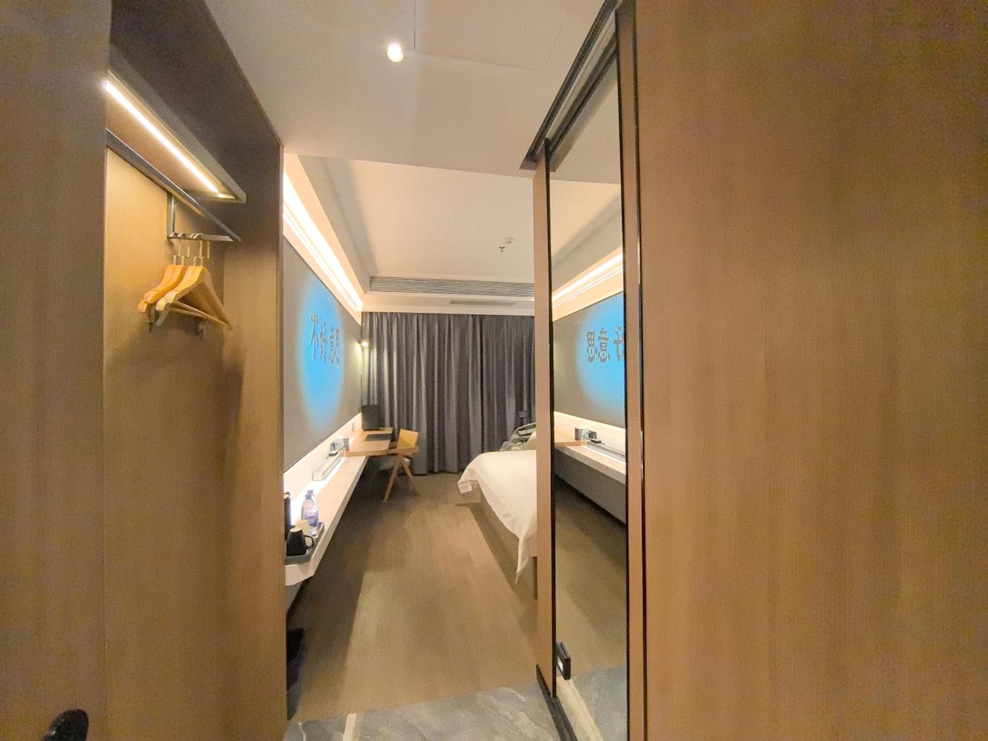 Luyue Hotel Movie Hotel Huaqiangbei Convention And Exhibition Center Branch Shenzhen Zewnętrze zdjęcie