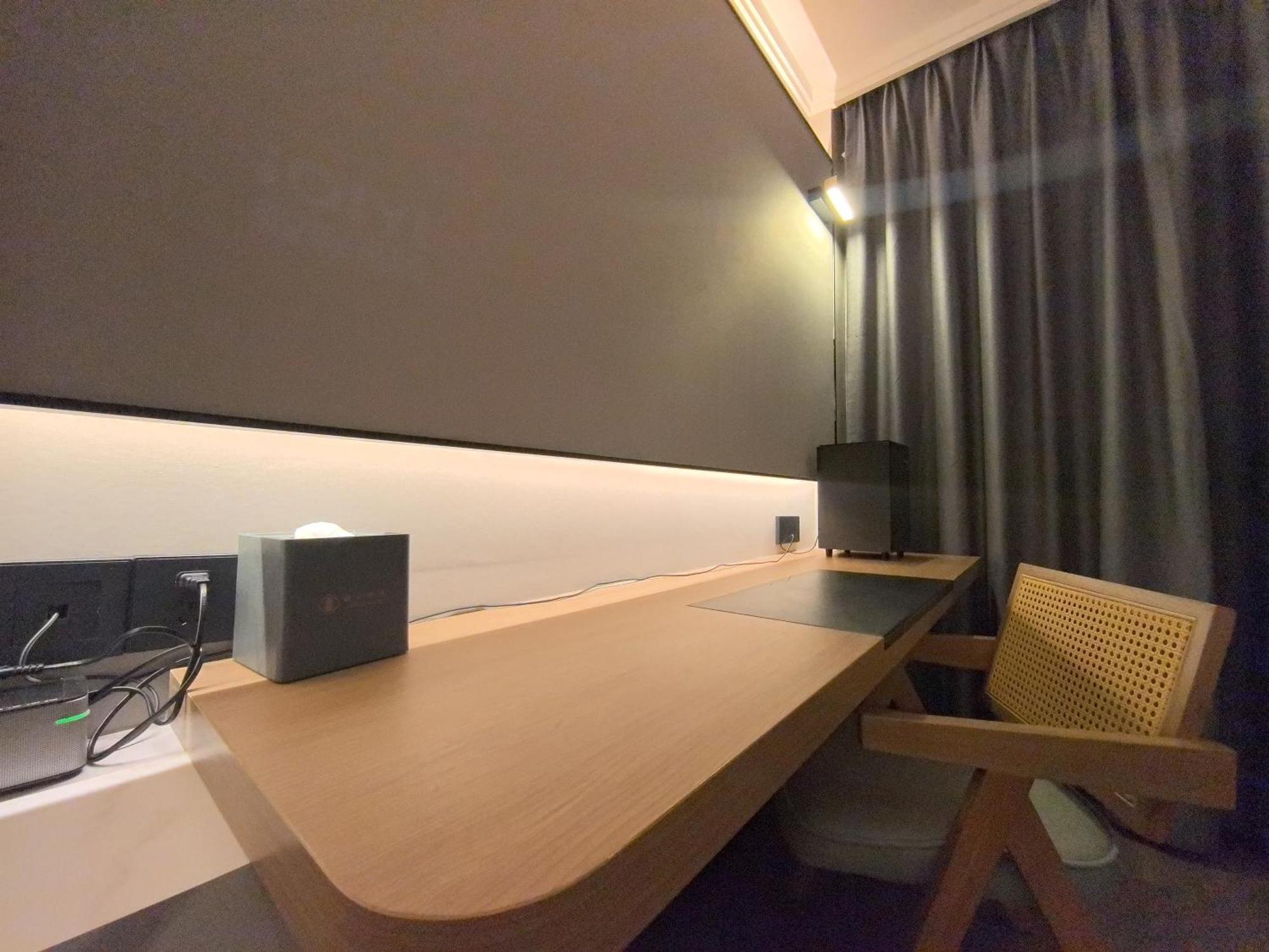 Luyue Hotel Movie Hotel Huaqiangbei Convention And Exhibition Center Branch Shenzhen Zewnętrze zdjęcie