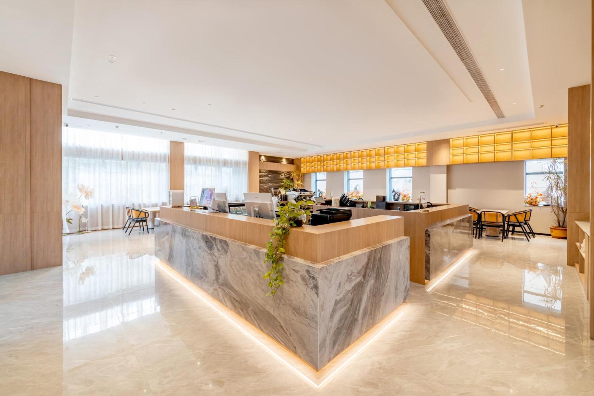 Luyue Hotel Movie Hotel Huaqiangbei Convention And Exhibition Center Branch Shenzhen Zewnętrze zdjęcie
