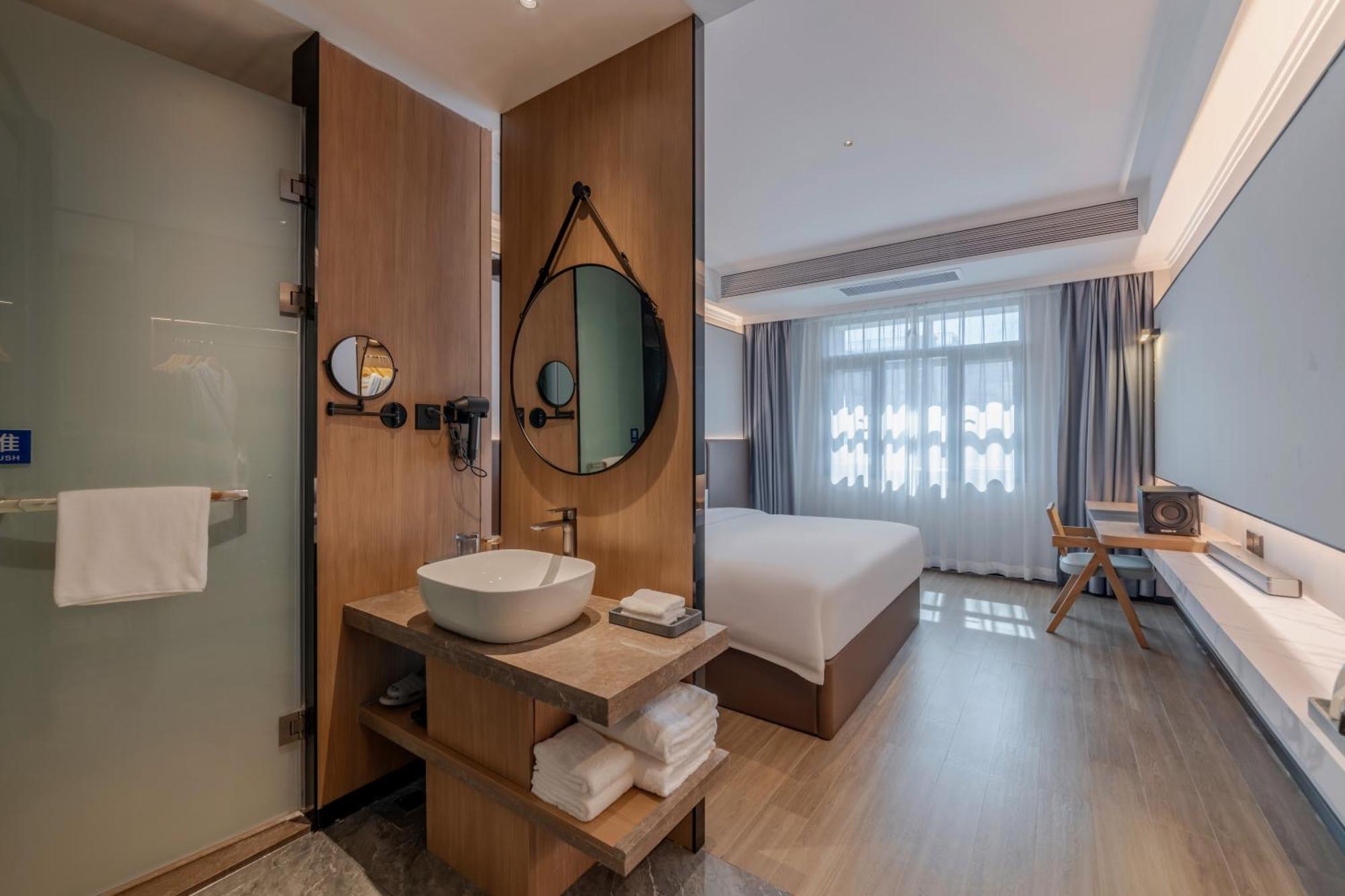 Luyue Hotel Movie Hotel Huaqiangbei Convention And Exhibition Center Branch Shenzhen Zewnętrze zdjęcie