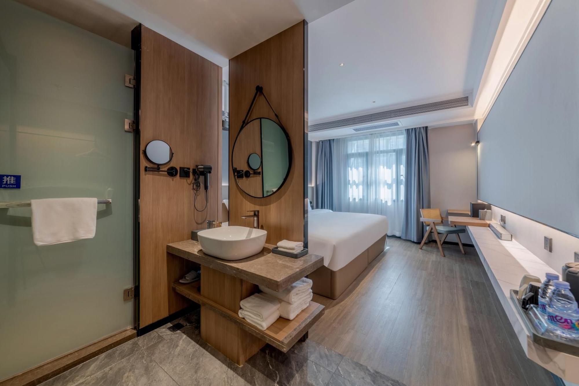 Luyue Hotel Movie Hotel Huaqiangbei Convention And Exhibition Center Branch Shenzhen Zewnętrze zdjęcie