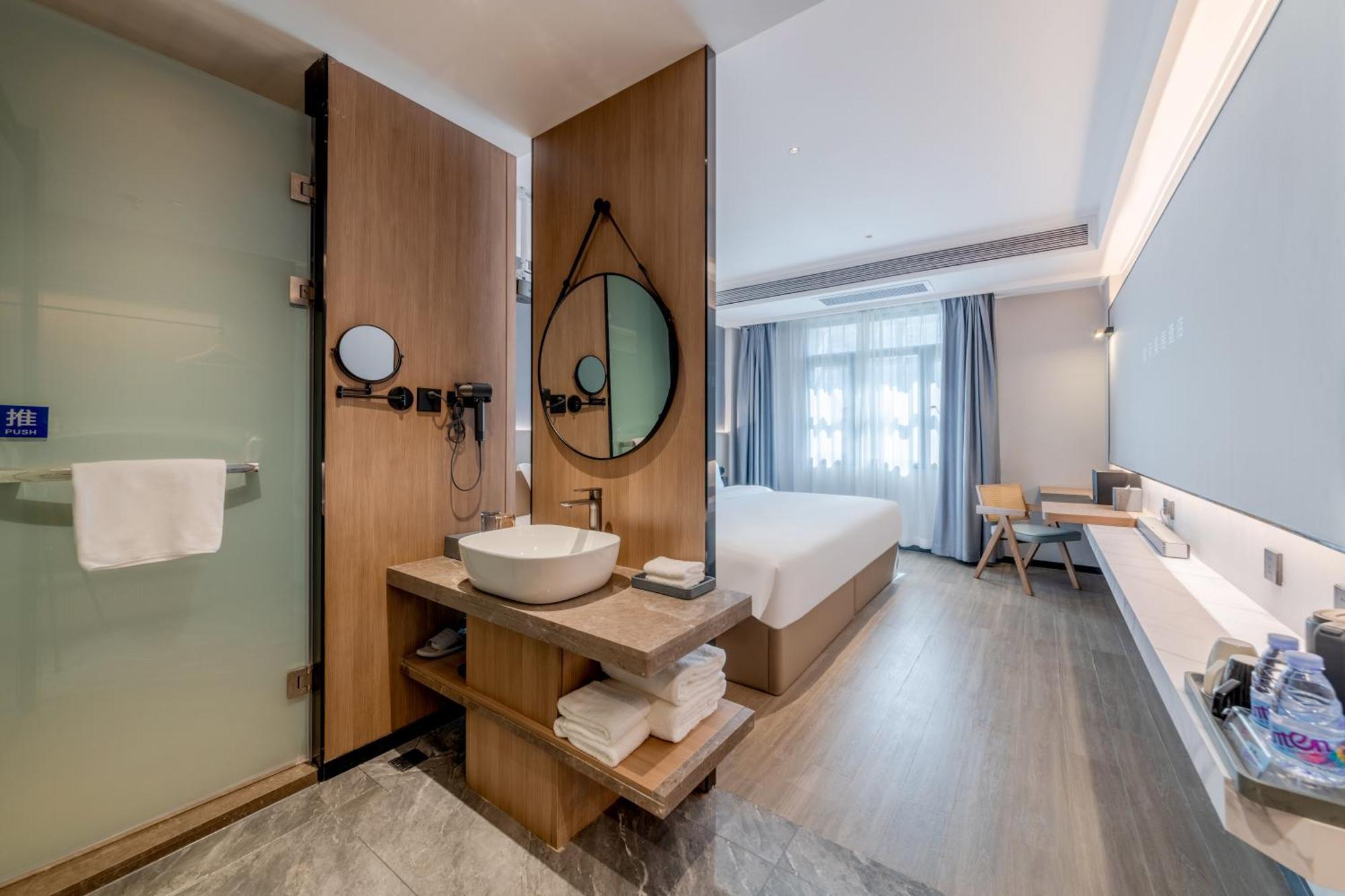 Luyue Hotel Movie Hotel Huaqiangbei Convention And Exhibition Center Branch Shenzhen Zewnętrze zdjęcie