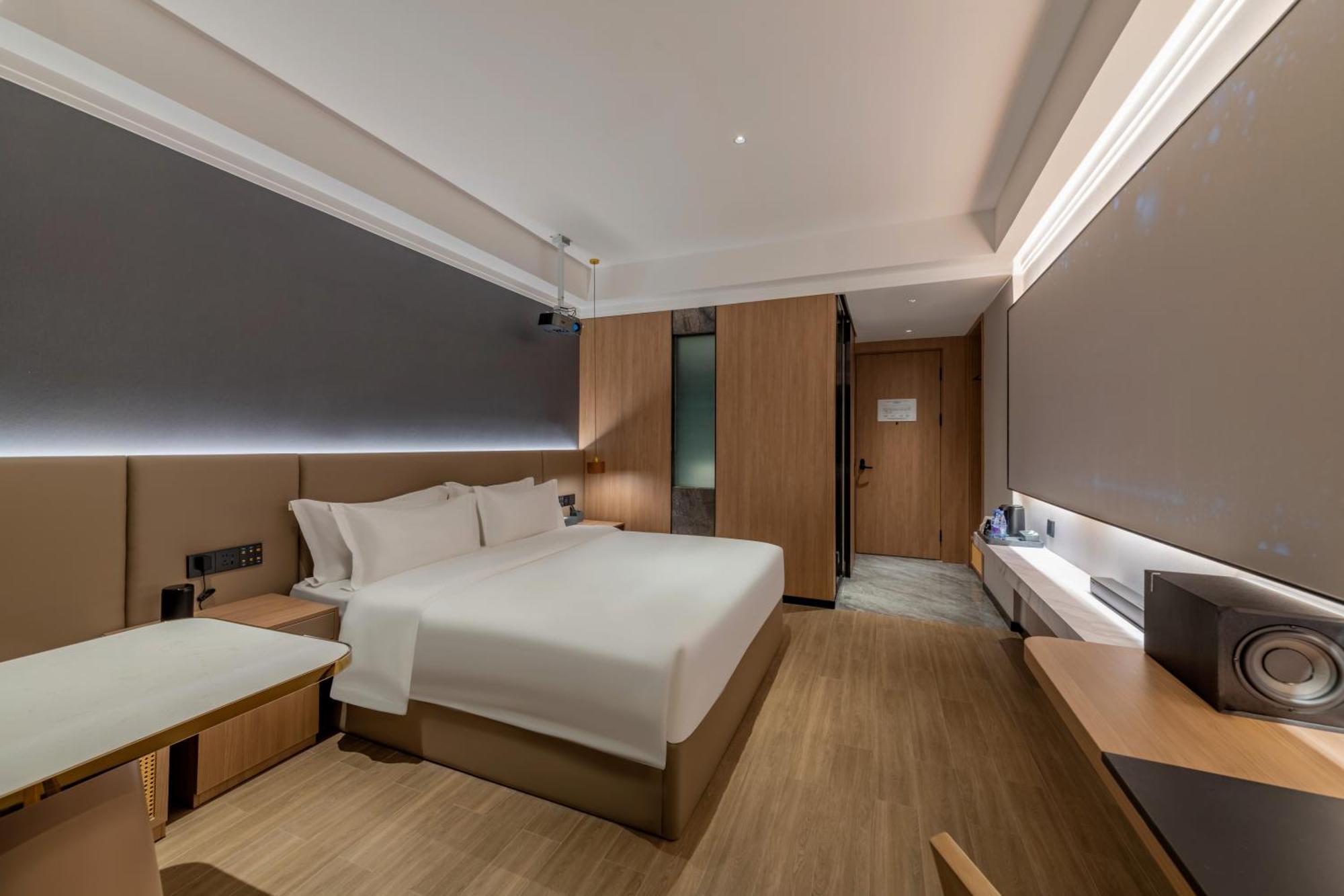 Luyue Hotel Movie Hotel Huaqiangbei Convention And Exhibition Center Branch Shenzhen Zewnętrze zdjęcie