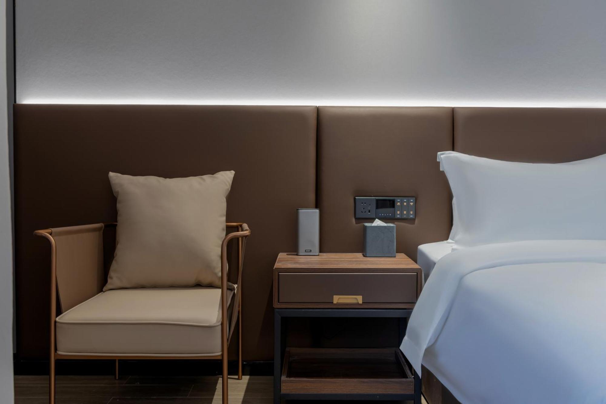 Luyue Hotel Movie Hotel Huaqiangbei Convention And Exhibition Center Branch Shenzhen Zewnętrze zdjęcie