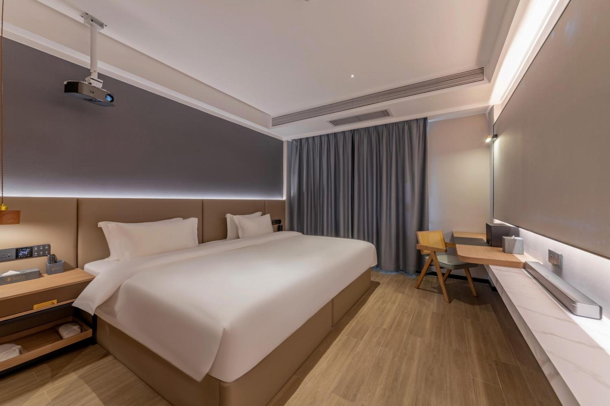 Luyue Hotel Movie Hotel Huaqiangbei Convention And Exhibition Center Branch Shenzhen Zewnętrze zdjęcie